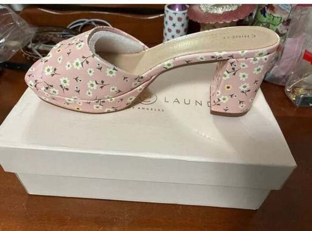 Women’s block heel Chinese Laundry size 9 pink floral dress sandal shoes new box